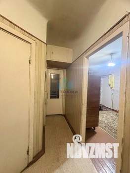 2-к квартира, вторичка, 42м2, 1/5 этаж