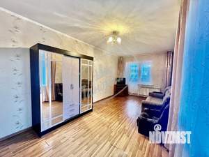 2-к квартира, вторичка, 80м2, 1/3 этаж