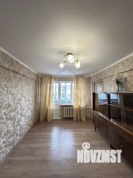 4-к квартира, вторичка, 60м2, 5/5 этаж