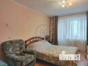 4-к квартира, вторичка, 90м2, 1/9 этаж