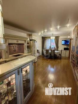 3-к квартира, вторичка, 130м2, 6/7 этаж