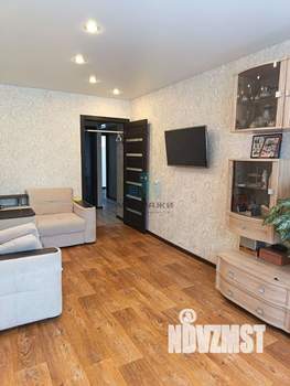 2-к квартира, вторичка, 53м2, 1/5 этаж