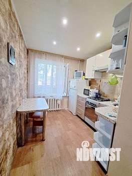 3-к квартира, вторичка, 60м2, 1/2 этаж