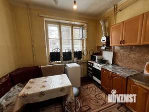 2-к квартира, вторичка, 56м2, -1/3 этаж