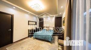 2-к квартира, вторичка, 64м2, 1/9 этаж