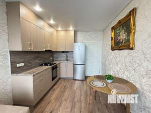 2-к квартира, вторичка, 65м2, 10/11 этаж