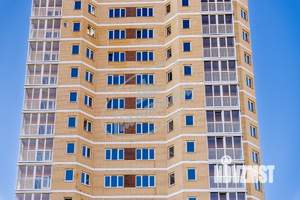 2-к квартира, вторичка, 69м2, 10/17 этаж