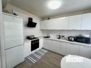 3-к квартира, вторичка, 65м2, 9/9 этаж