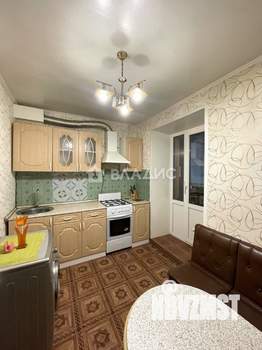 2-к квартира, вторичка, 41м2, 1/5 этаж