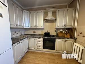 3-к квартира, вторичка, 61м2, 6/9 этаж