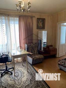 3-к квартира, вторичка, 64м2, 2/2 этаж