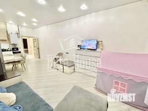 3-к квартира, вторичка, 77м2, 1/8 этаж