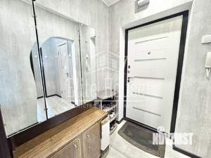 2-к квартира, вторичка, 63м2, 12/16 этаж