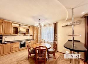 2-к квартира, вторичка, 148м2, 3/5 этаж