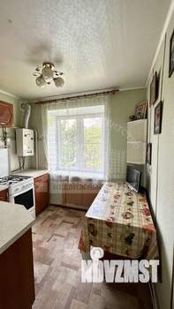 3-к квартира, вторичка, 61м2, 5/5 этаж