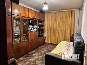 3-к квартира, вторичка, 65м2, 8/9 этаж