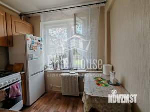 3-к квартира, вторичка, 58м2, 2/5 этаж
