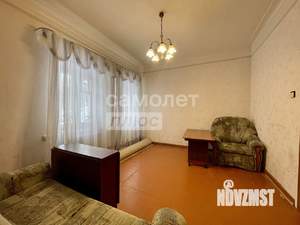 3-к квартира, вторичка, 52м2, 2/2 этаж