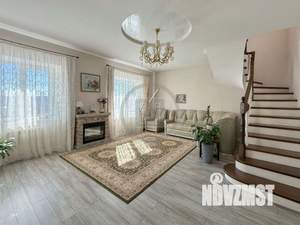 4-к квартира, вторичка, 130м2, 3/4 этаж