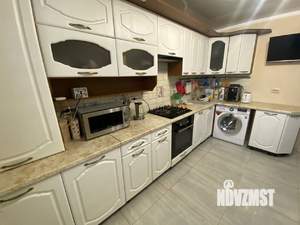 3-к квартира, вторичка, 74м2, 3/3 этаж