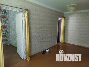 2-к квартира, вторичка, 42м2, 1/5 этаж