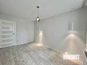 2-к квартира, вторичка, 62м2, 1/9 этаж