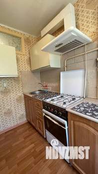 2-к квартира, вторичка, 42м2, 3/5 этаж