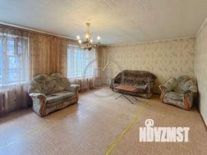 4-к квартира, вторичка, 136м2, 4/5 этаж