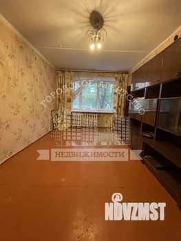 2-к квартира, вторичка, 42м2, 1/5 этаж