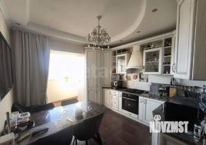 3-к квартира, вторичка, 93м2, 8/9 этаж