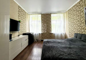 2-к квартира, вторичка, 56м2, 1/2 этаж