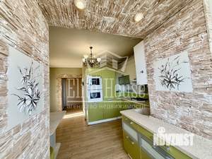 2-к квартира, вторичка, 69м2, 9/9 этаж