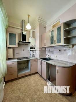 3-к квартира, вторичка, 52м2, 2/2 этаж