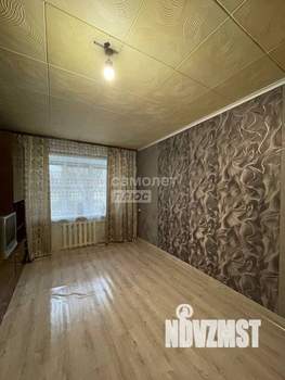 2-к квартира, вторичка, 43м2, 1/4 этаж