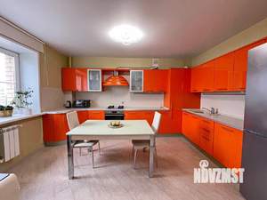 3-к квартира, вторичка, 77м2, 8/10 этаж