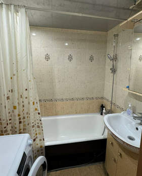 3-к квартира, вторичка, 64м2, 8/9 этаж