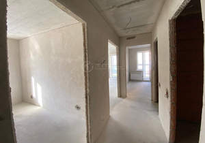 2-к квартира, вторичка, 64м2, 1/10 этаж