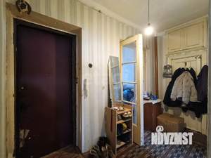 2-к квартира, вторичка, 56м2, 1/3 этаж