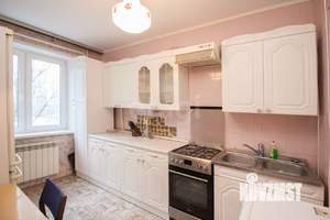 3-к квартира, вторичка, 63м2, 2/9 этаж