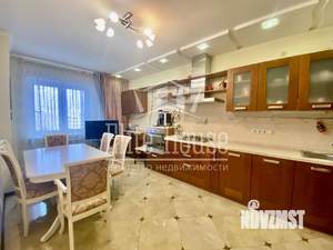 2-к квартира, вторичка, 80м2, 8/10 этаж
