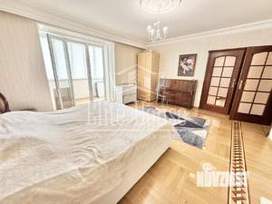 4-к квартира, вторичка, 177м2, 5/10 этаж