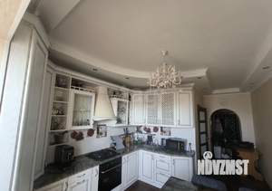 3-к квартира, вторичка, 93м2, 8/9 этаж