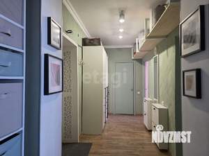 2-к квартира, вторичка, 60м2, 9/9 этаж