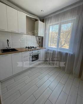 2-к квартира, вторичка, 43м2, 4/5 этаж