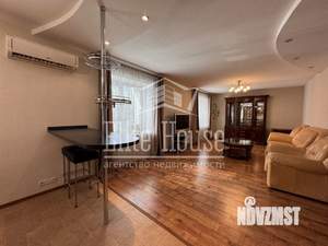 2-к квартира, вторичка, 148м2, 3/5 этаж