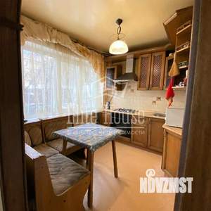 3-к квартира, вторичка, 65м2, 1/9 этаж