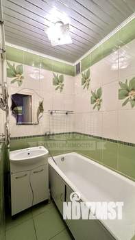 3-к квартира, вторичка, 61м2, 5/5 этаж