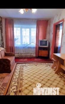 2-к квартира, вторичка, 43м2, 1/4 этаж