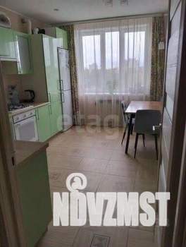 3-к квартира, вторичка, 65м2, 5/5 этаж