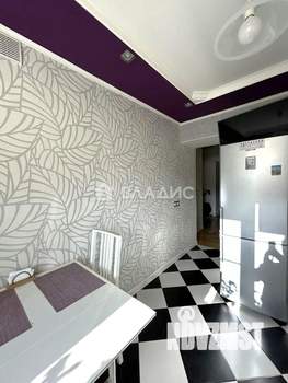 2-к квартира, вторичка, 64м2, 1/9 этаж